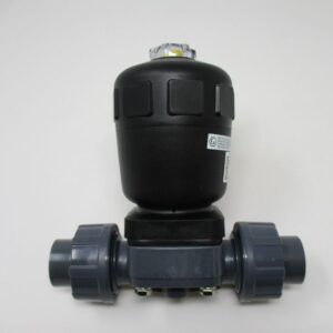 Black solenoid valve with union fittings